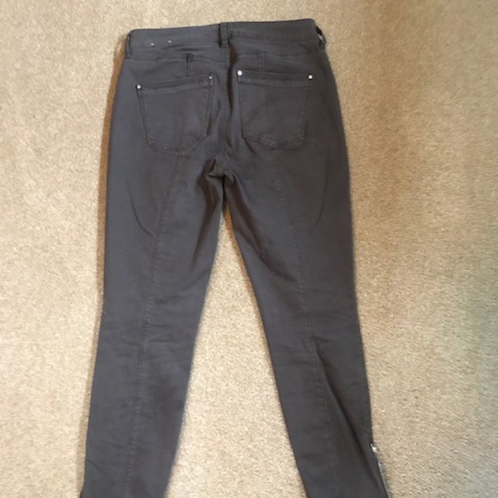Pants - Picture 2 of 4